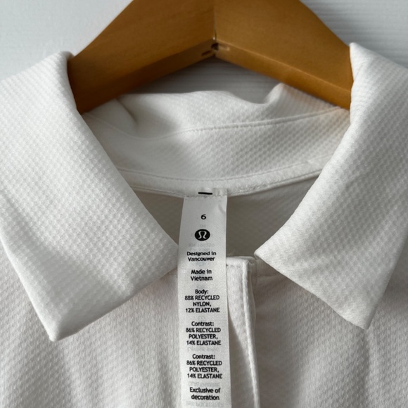 Lululemon tennis tee - Picture 2 of 2